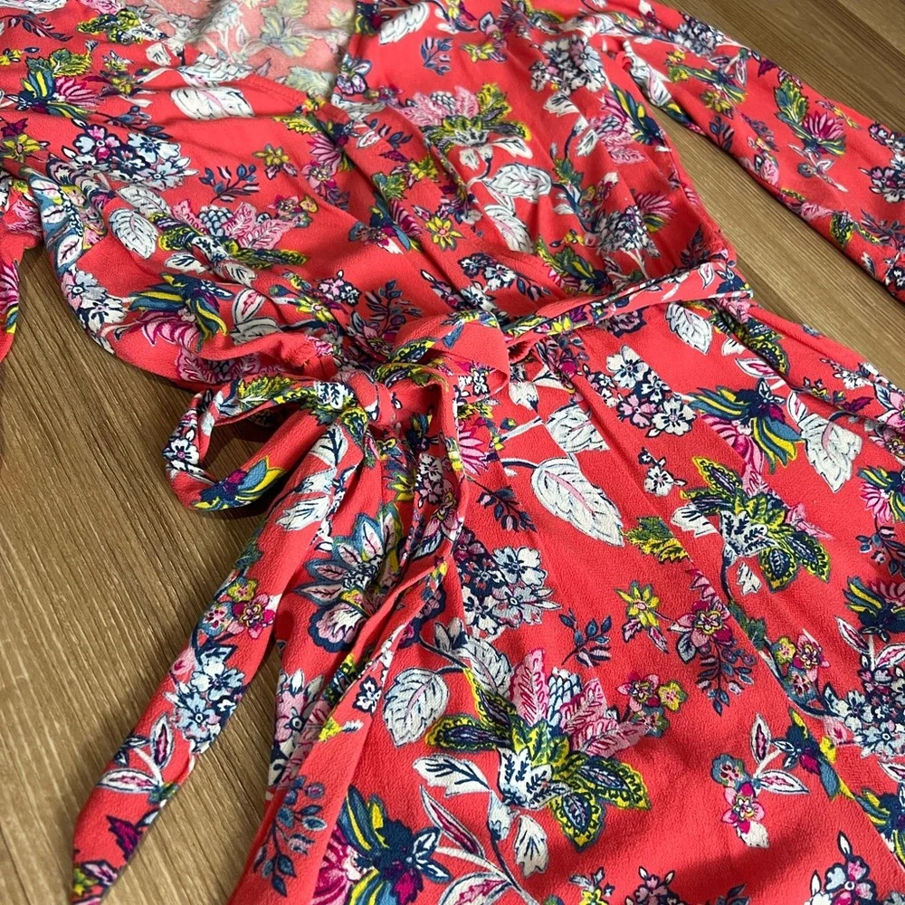 Floral Romper Size Small - Picture 4 of 6